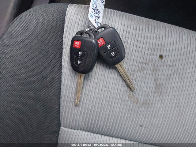 Toyota Prius C One/two/three/four 2017 JTDKDTB32H1595090 Image 11