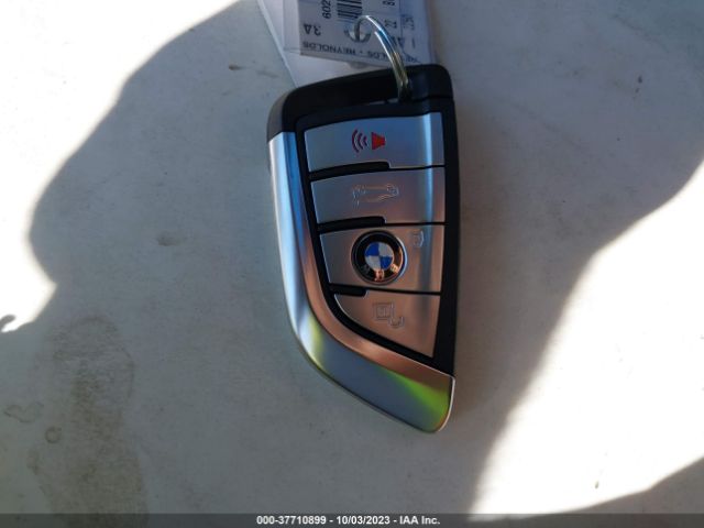WBA13AG09NCK29030 BMW 530e