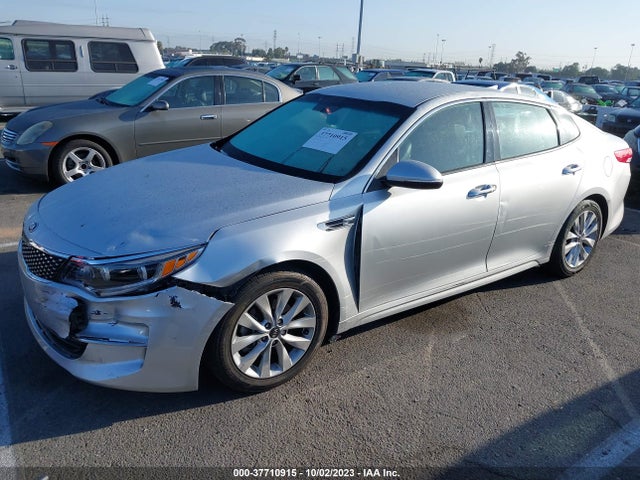 KIA OPTIMA EX 2017 5XXGU4L3XHG142527 Image 2