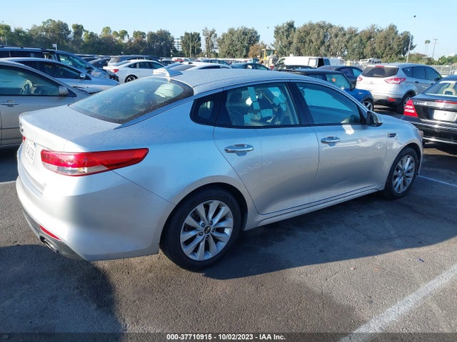 KIA OPTIMA EX 2017 5XXGU4L3XHG142527 Image 4
