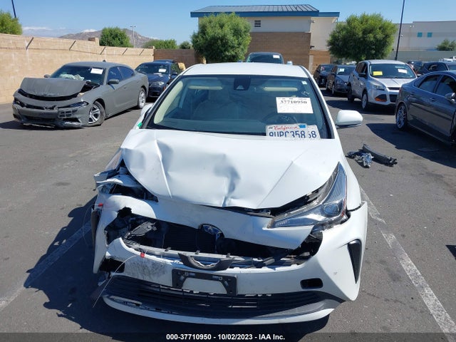 Toyota Prius L 2021 JTDKAMFU1M3132664 Image 13