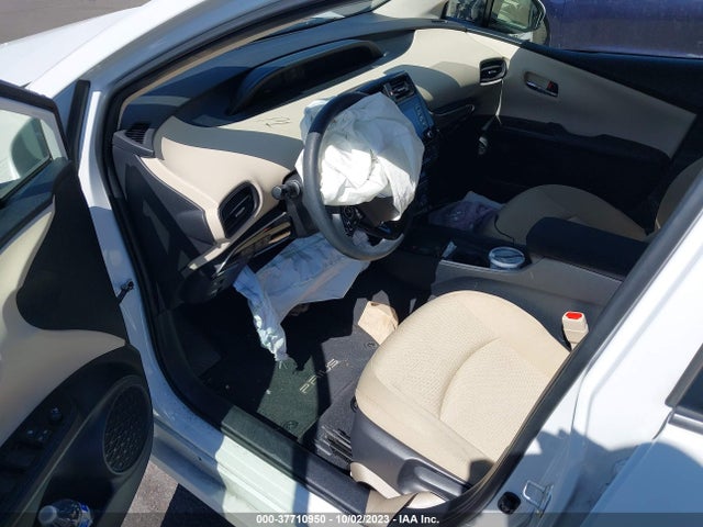Toyota Prius L 2021 JTDKAMFU1M3132664 Image 5