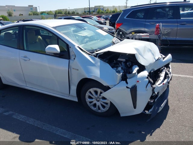Toyota Prius L 2021 JTDKAMFU1M3132664 Image 6
