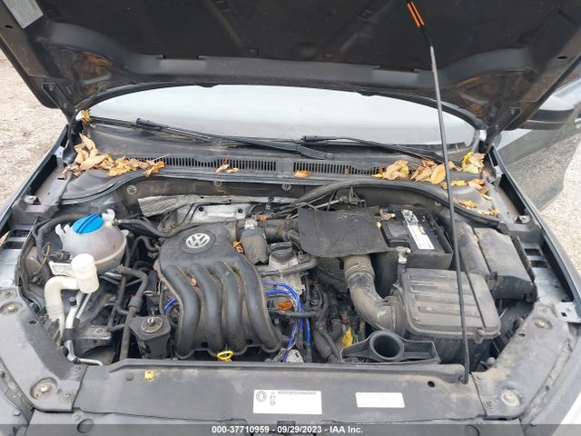 3VW2K7AJXEM357822 Volkswagen Jetta Sedan S