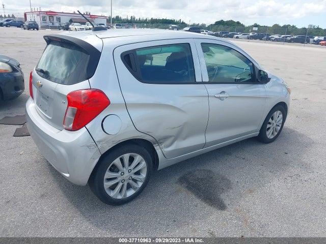 Chevrolet Spark Lt 2017 KL8CD6SA0HC756456 Image 4