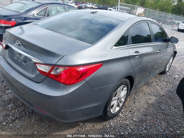 2013 HYUNDAI SONATA GLS VIN: 5NPEB4AC2DH631762