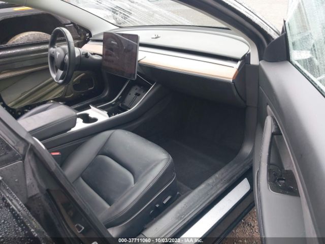5YJ3E1EB0JF178833 Tesla Model 3 Long Range