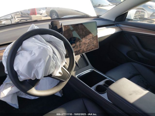 5YJ3E1EA8PF453266 Tesla MODEL 3