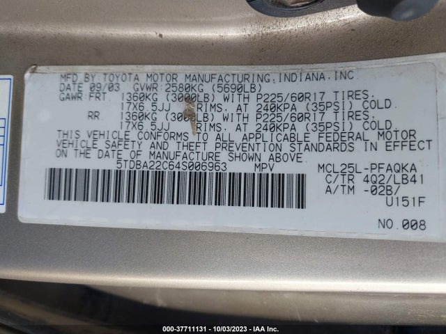 2004 TOYOTA SIENNA XLE VIN: 5TDBA22C64S006963