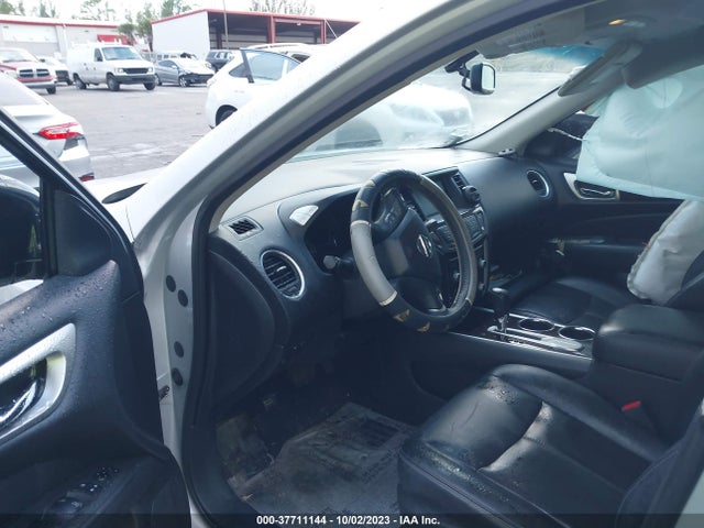 2013 NISSAN PATHFINDER SL VIN: 5N1AR2MN6DC620170