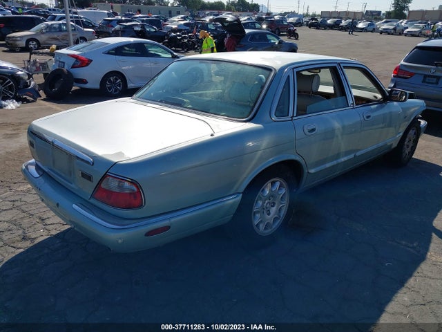 2003 JAGUAR XJ SAJDA14C53LF50729 Photo 3