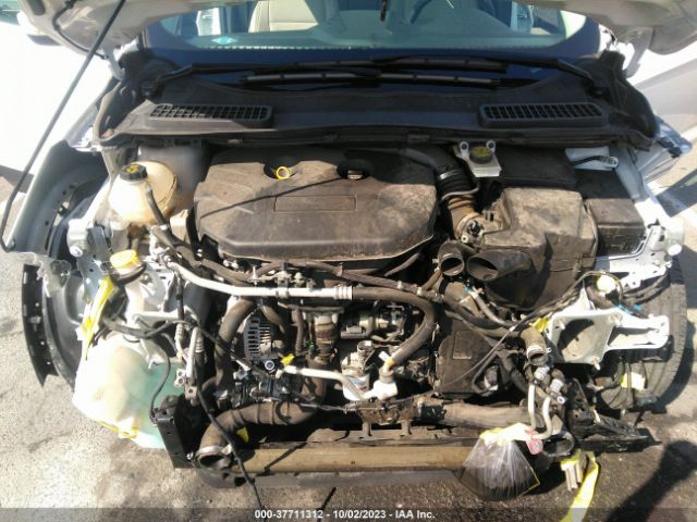 1FMCU0J91JUD21985 Ford Escape Titanium