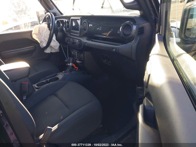 1C4HJXDG6MW720597 Jeep Wrangler Unlimited Sport Altitude 4x4