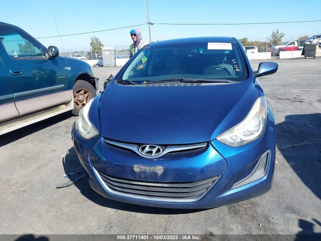 Hyundai ELANTRA SE 2015 5NPDH4AE7FH650127 Image 13