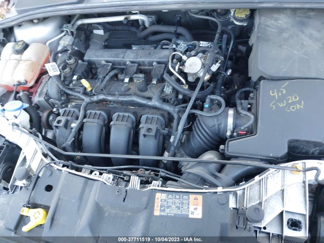 Ford FOCUS SE 2016 1FADP3F22GL381081 Image 10