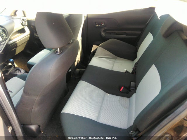 Toyota Prius C One/two/three/four 2016 JTDKDTB30G1117796 Image 8