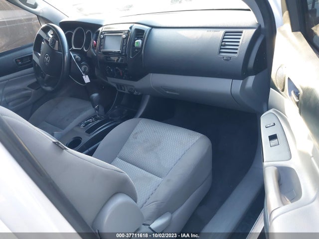 Toyota Tacoma Prerunner 2015 5TFJX4GN9FX046385 Image 5