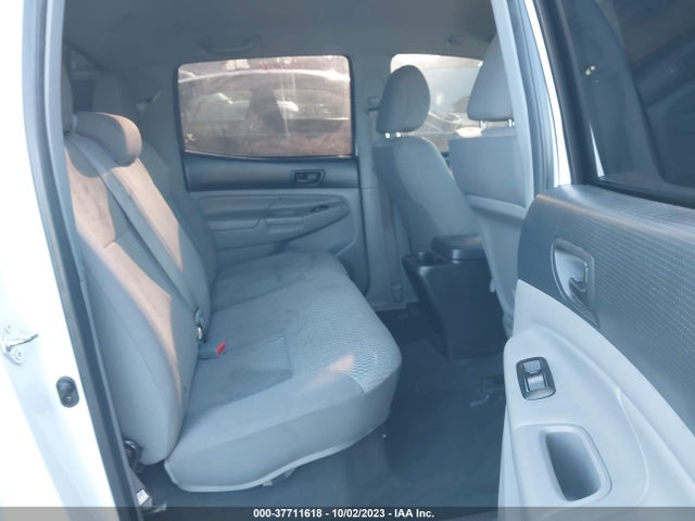 Toyota Tacoma Prerunner 2015 5TFJX4GN9FX046385 Image 8