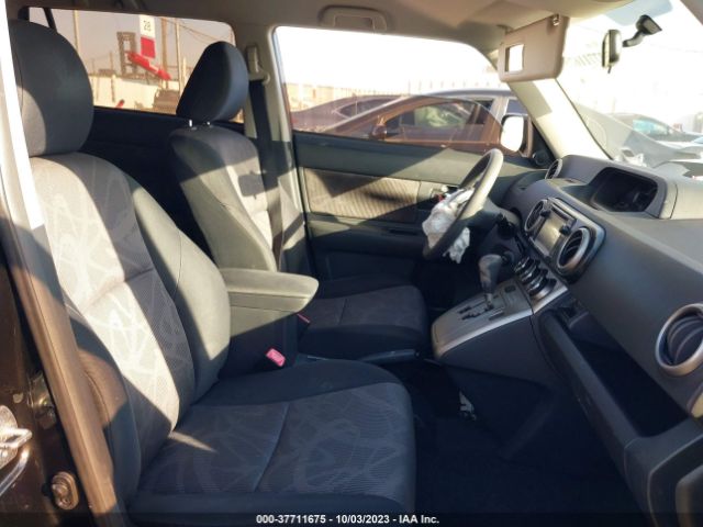JTLZE4FEXEJ049053 Scion XB