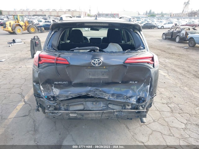 2016 TOYOTA RAV4 XLE VIN: 2T3WFREV4GW302365