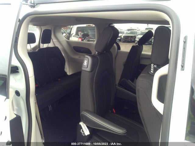 2C4RC1CG7PR602150 Chrysler Voyager Lx