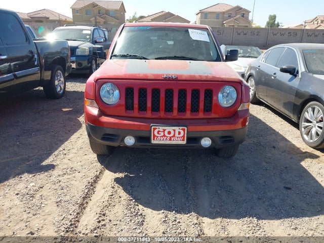 1C4NJPBAXGD682101 Jeep Patriot Sport Se