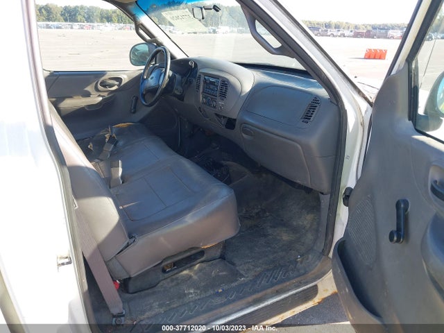2001 FORD F-150 XL/XLT VIN: 2FTZF17281CB00652