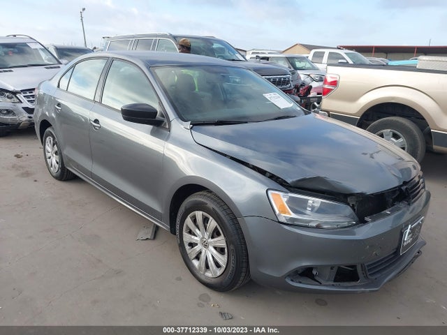 2014 VOLKSWAGEN JETTA SEDAN S VIN: 3VW2K7AJ0EM256014