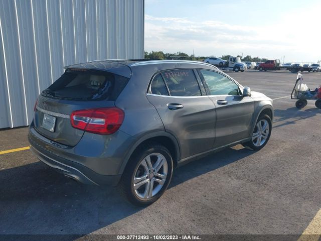 WDCTG4EB2GJ214240 Mercedes-Benz Gla Gla 250
