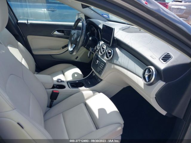 WDCTG4EB2GJ214240 Mercedes-Benz Gla Gla 250