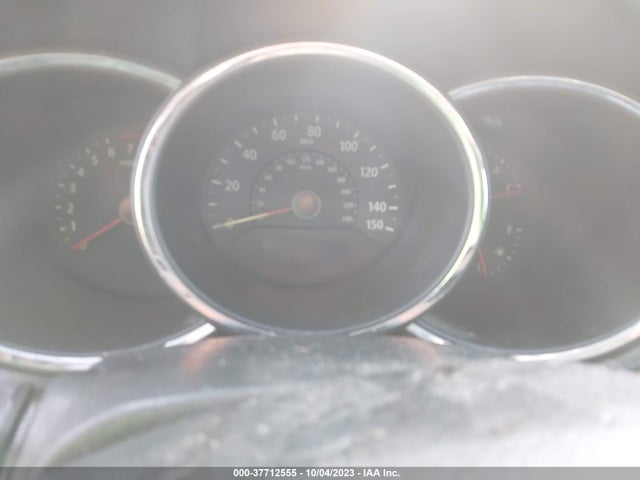 2012 KIA SORENTO LX VIN: 5XYKTDA60CG220201
