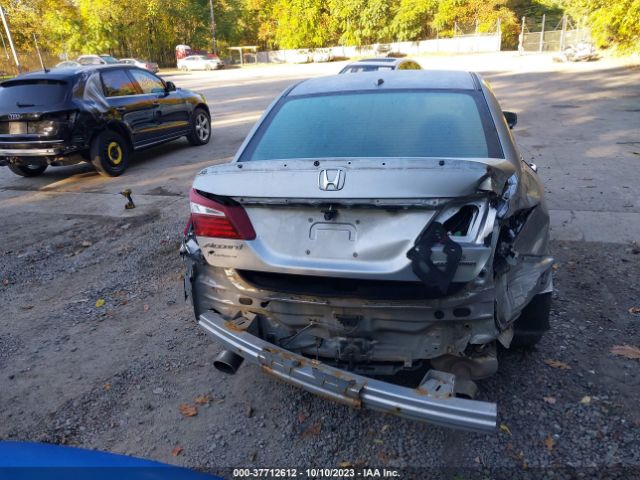 1HGCR3F95GA011298 Honda Accord Sedan Touring
