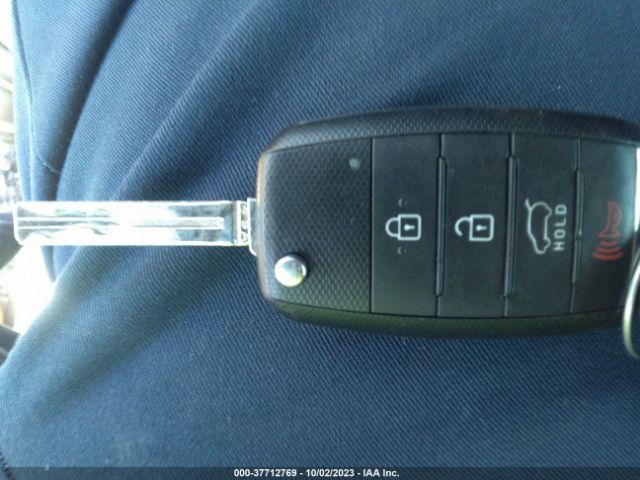 KNDJX3A5XE7100942 KIA Soul !