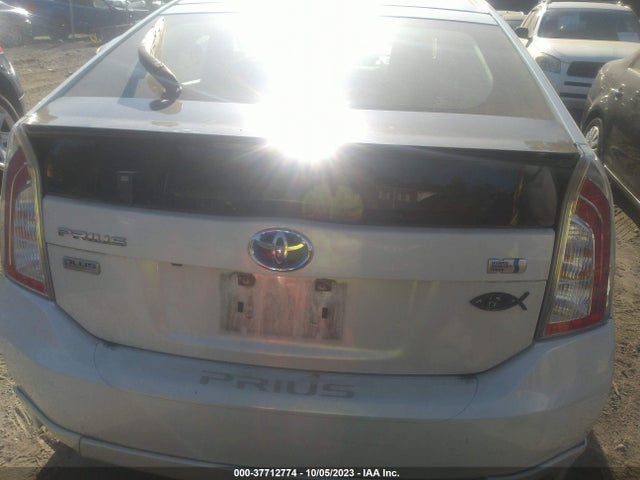 Toyota Prius Four/five/three/one/two 2014 JTDKN3DU1E1779905 Image 16
