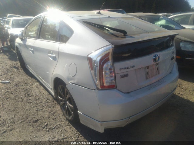 Toyota Prius Four/five/three/one/two 2014 JTDKN3DU1E1779905 Image 3