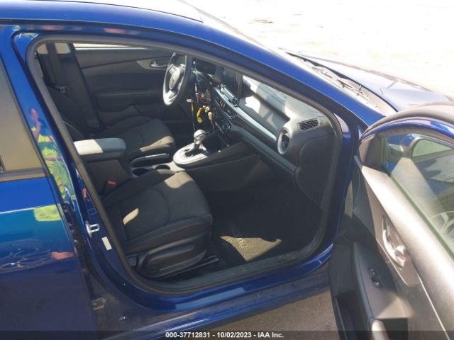3KPF24AD0KE118010 KIA Forte Lxs