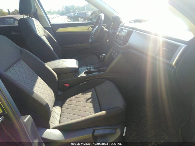 2018 VOLKSWAGEN ATLAS 3.6L V6 S VIN: 1V2GR2CA3JC554877
