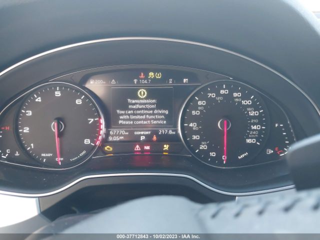 WA1LHAF73JD052758 Audi Q7 Premium Plus