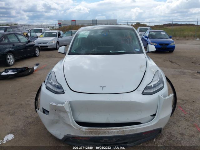 7SAYGDEE2NF440565 Tesla Model Y Long Range