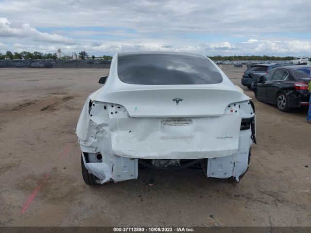 7SAYGDEE2NF440565 Tesla Model Y Long Range