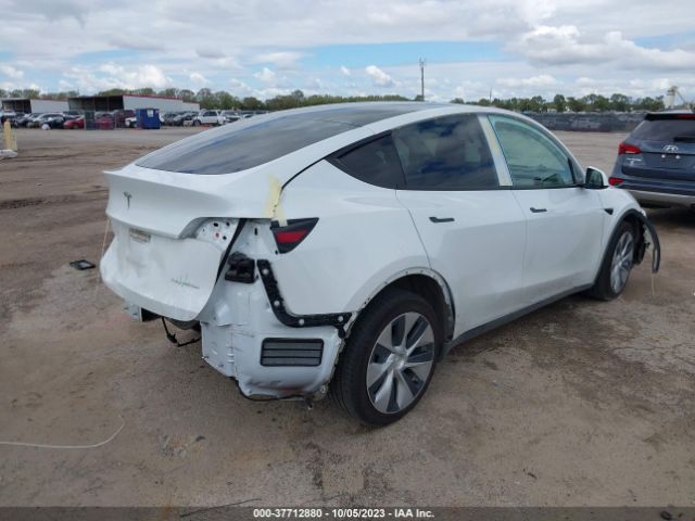 7SAYGDEE2NF440565 Tesla Model Y Long Range