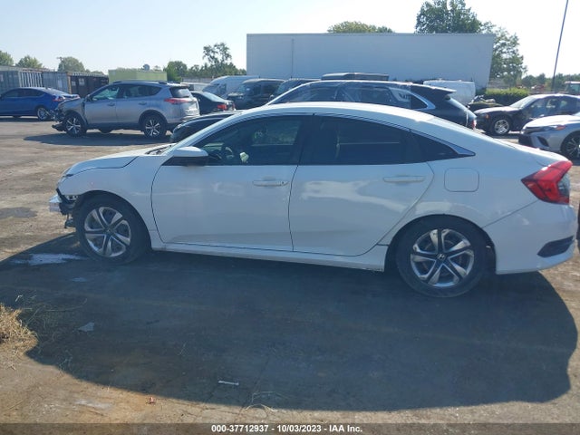 Honda Civic Lx 2018 2HGFC2F50JH566514 Image 14
