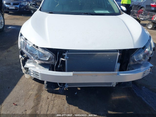 Honda Civic Lx 2018 2HGFC2F50JH566514 Image 6