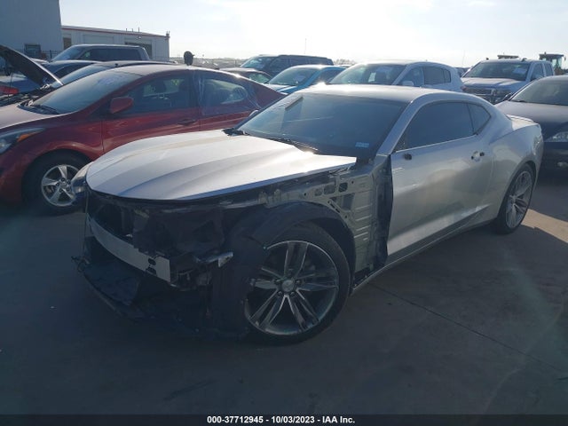 Chevrolet Camaro 1lt 2018 1G1FB1RS2J0137918 Image 2