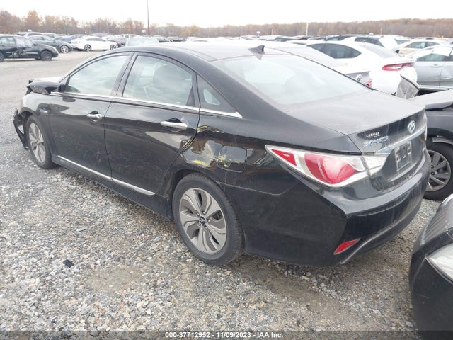 2015 HYUNDAI SONATA HYBRID LIMITED VIN: KMHEC4A44FA122476