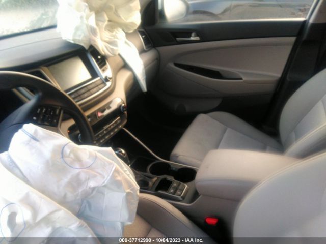 KM8J3CAL5JU777186 Hyundai Tucson Sport