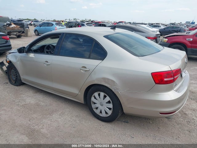 3VW2K7AJ9FM273668 Volkswagen Jetta Sedan 2.0l S