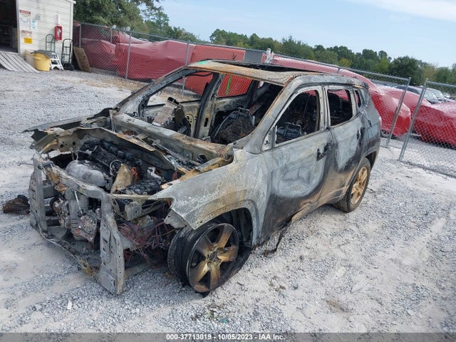 3C4NJCBB4NT109624 Jeep Compass Latitude