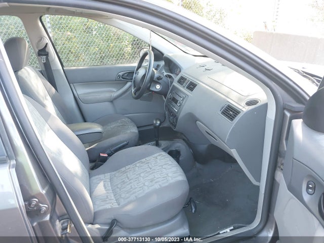 2005 FORD FOCUS SE/SES VIN: 1FAFP36N25W139731
