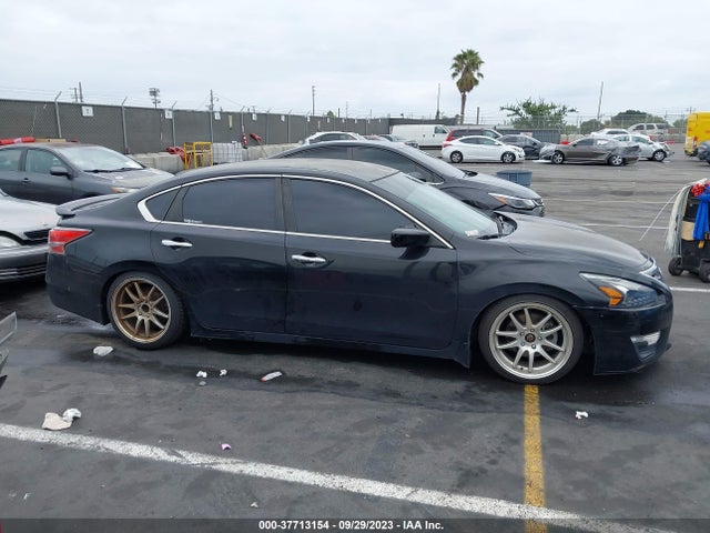Nissan Altima 2.5 S 2015 1N4AL3AP6FC137613 Image 13